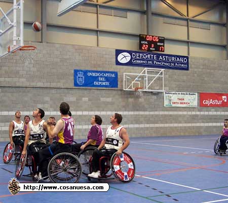 Foto: X Trofeo San Mateo - Ciudad de Oviedo de Baloncesto en silla de ruedas